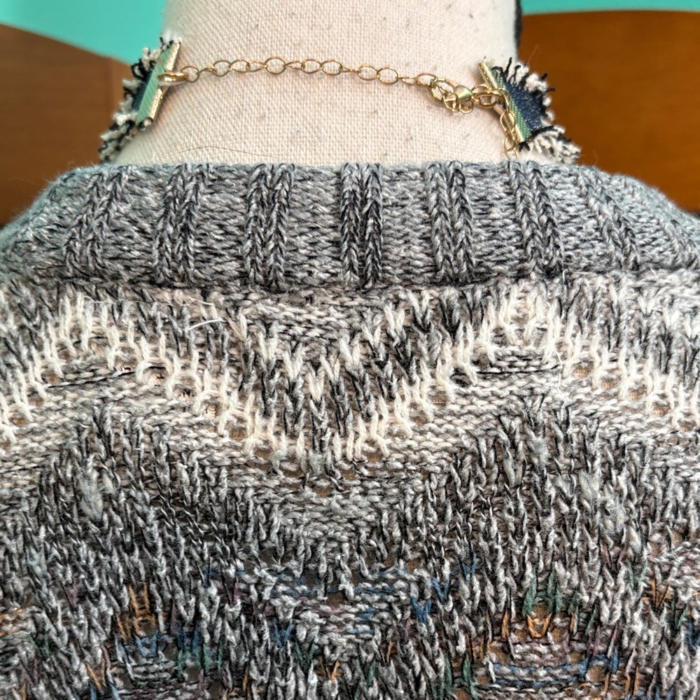 Method Chic Gray Vintage Patterned Buttoned Cardi… - image 8